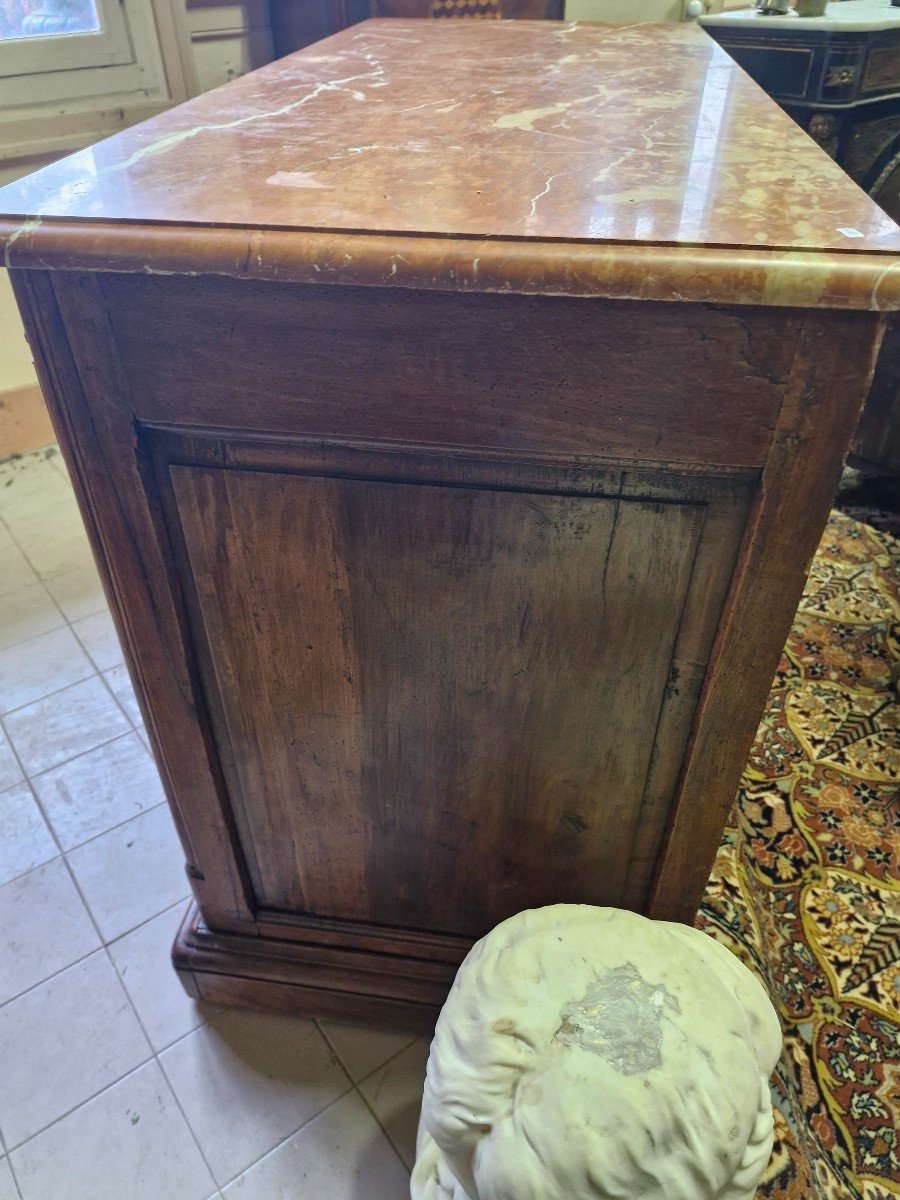 Old Hunting Buffet-photo-3