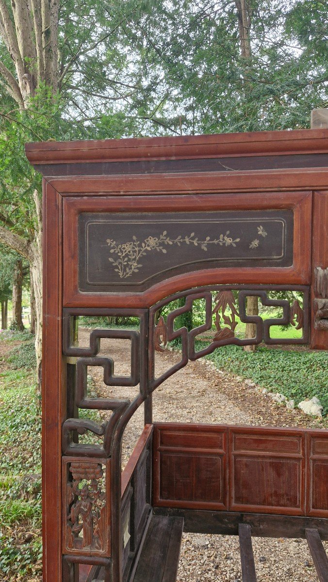Chinese Canopy Bed-photo-2