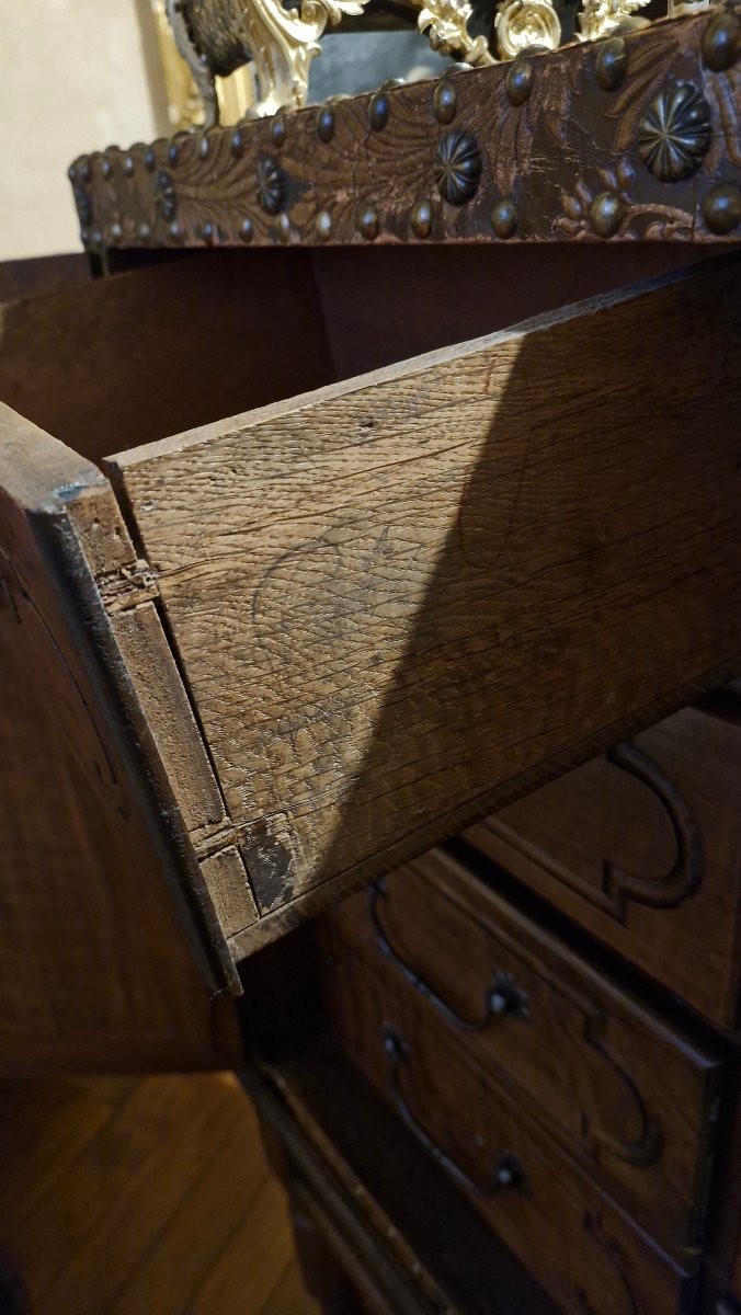 Cordovan Leather Cabinet, 17th Century-photo-8