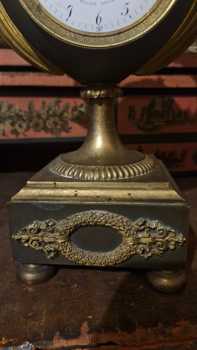 Horloge amour et papillon en bronze époque Empire-photo-1