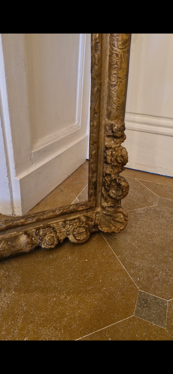 Large Louis XIV Carved Wooden Frame -photo-1