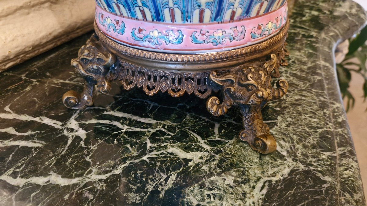 Chinese Porcelain Vase With Bronze Mount-photo-4