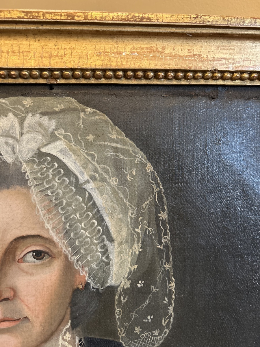 Portrait de femme  en habit de dentelle XVIIIe siècle -photo-4