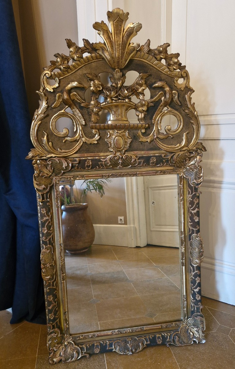 Giltwood Mirror From The 18th Century 