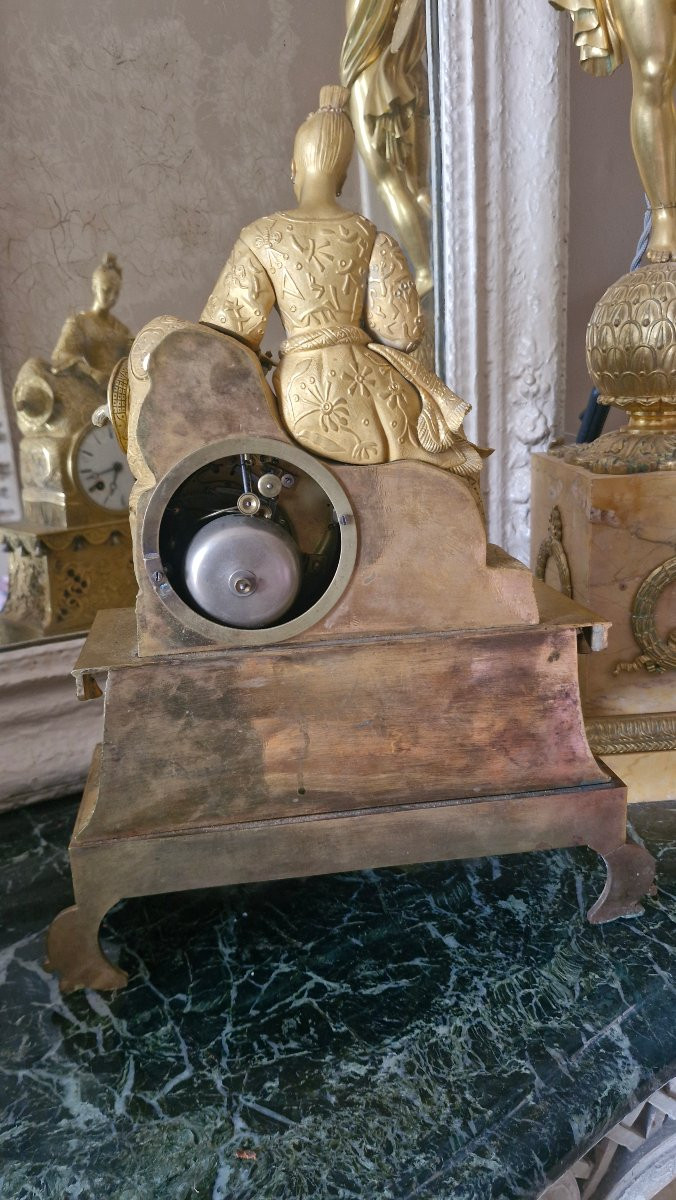Horloge en bronze, femme chinoise XIX Ème S -photo-4