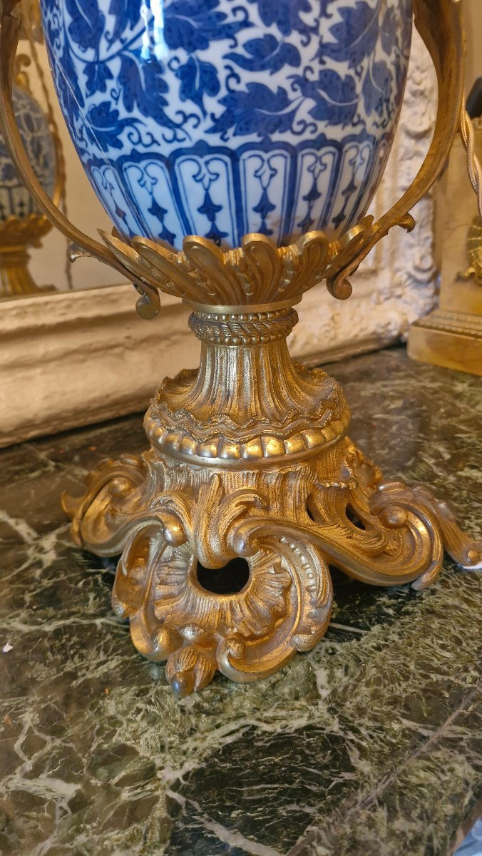 Lampe en porcelaine de Chine, Monture En bronze-photo-3