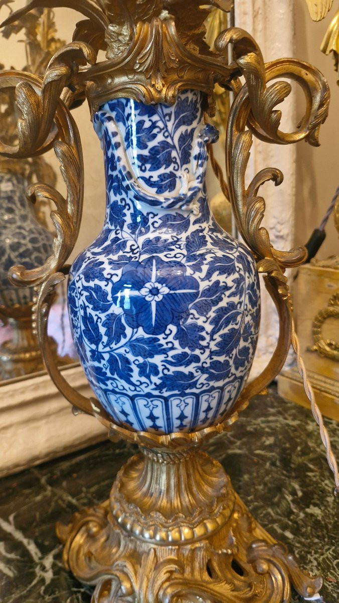 Lampe en porcelaine de Chine, Monture En bronze-photo-4
