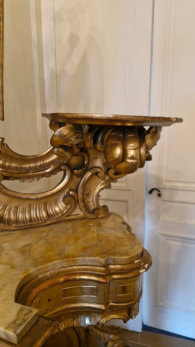 Console en bois doré à décor d'aigle-photo-3