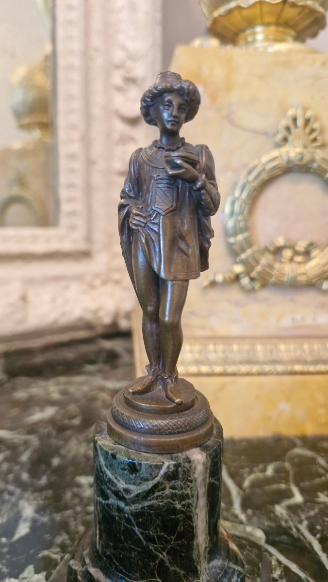 Bronze Sculpture Of A Man-photo-2