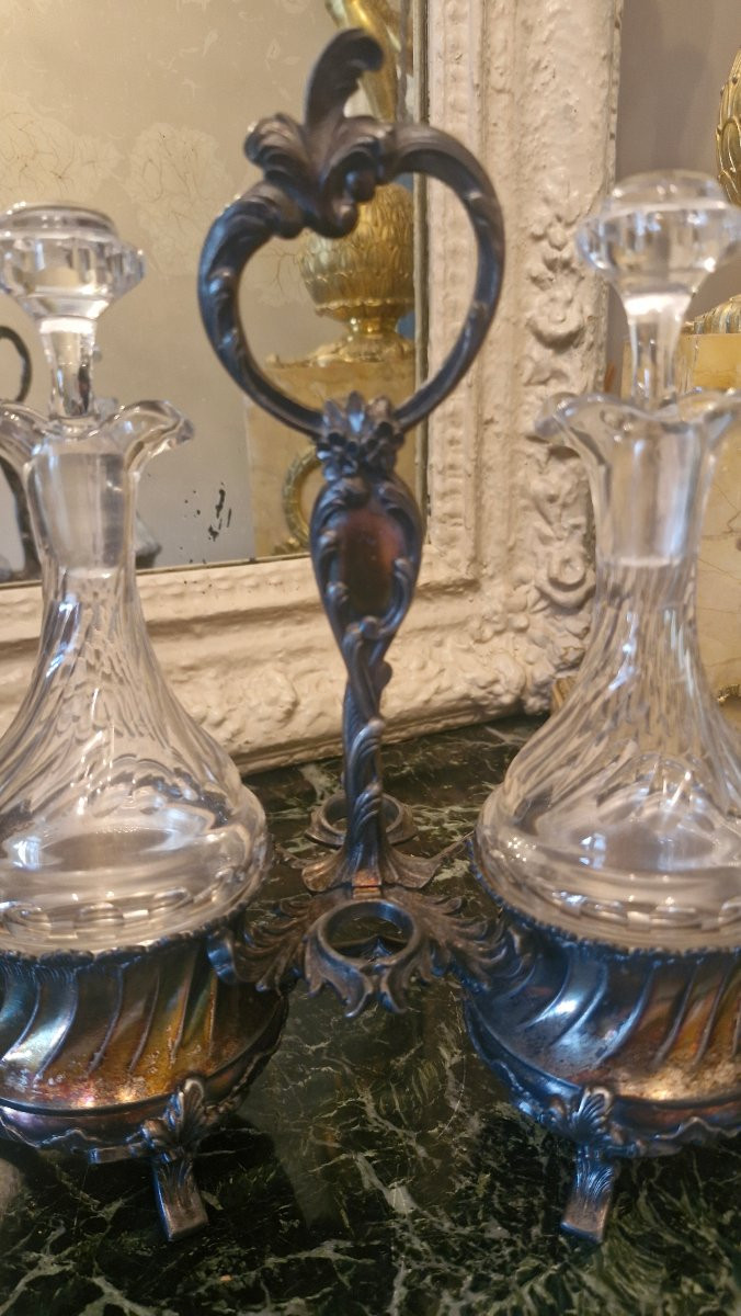 Oil And Vinegar Cruet In Silver-plated Metal-photo-4