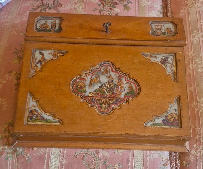 Napoleon III Writing Desk, Chinese Decoration