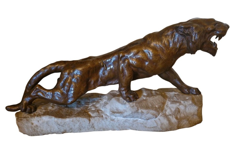 Panthère en bronze signée Bartelier