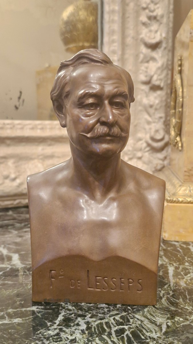 Buste en bronze figurant Ferdinand De Lesseps, Barbedienne