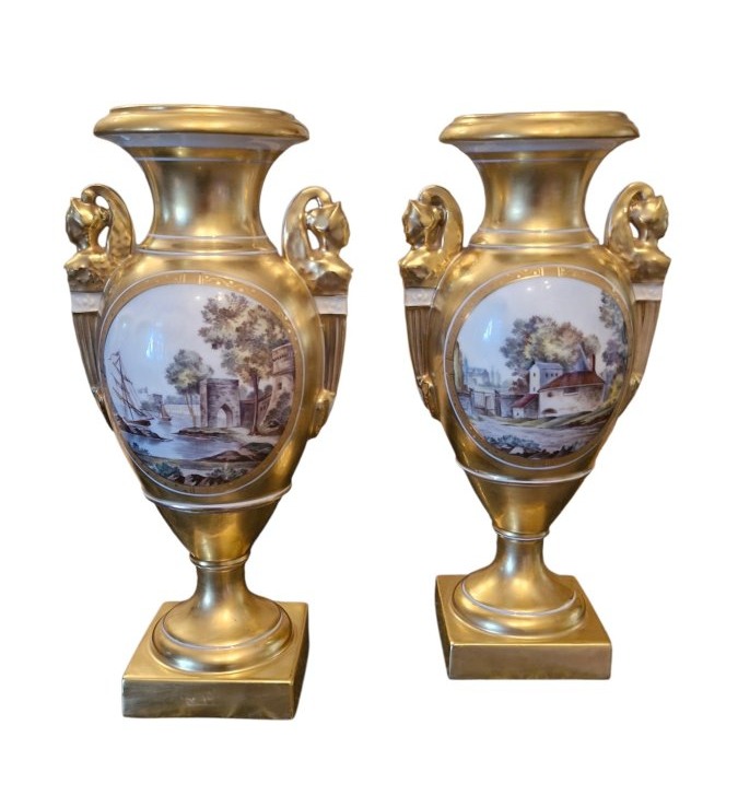 Paire de vases en porcelaine de Limoges