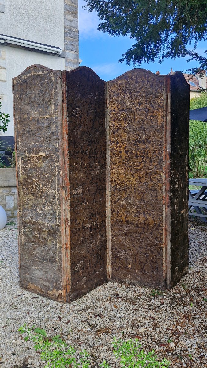 Paravent d'époque XVIII Ème s en cuir de Cordoue-photo-1