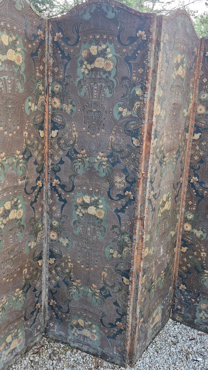 Paravent d'époque XVIII Ème s en cuir de Cordoue-photo-5