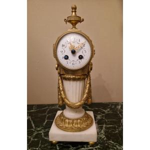 Pendule de bureau en bronze et marbre style Louis XVI 