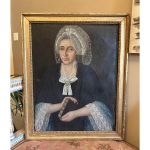 Portrait de femme  en habit de dentelle XVIIIe siècle 