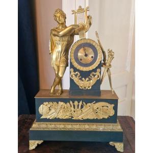 Pendule d'époque Empire en bronze