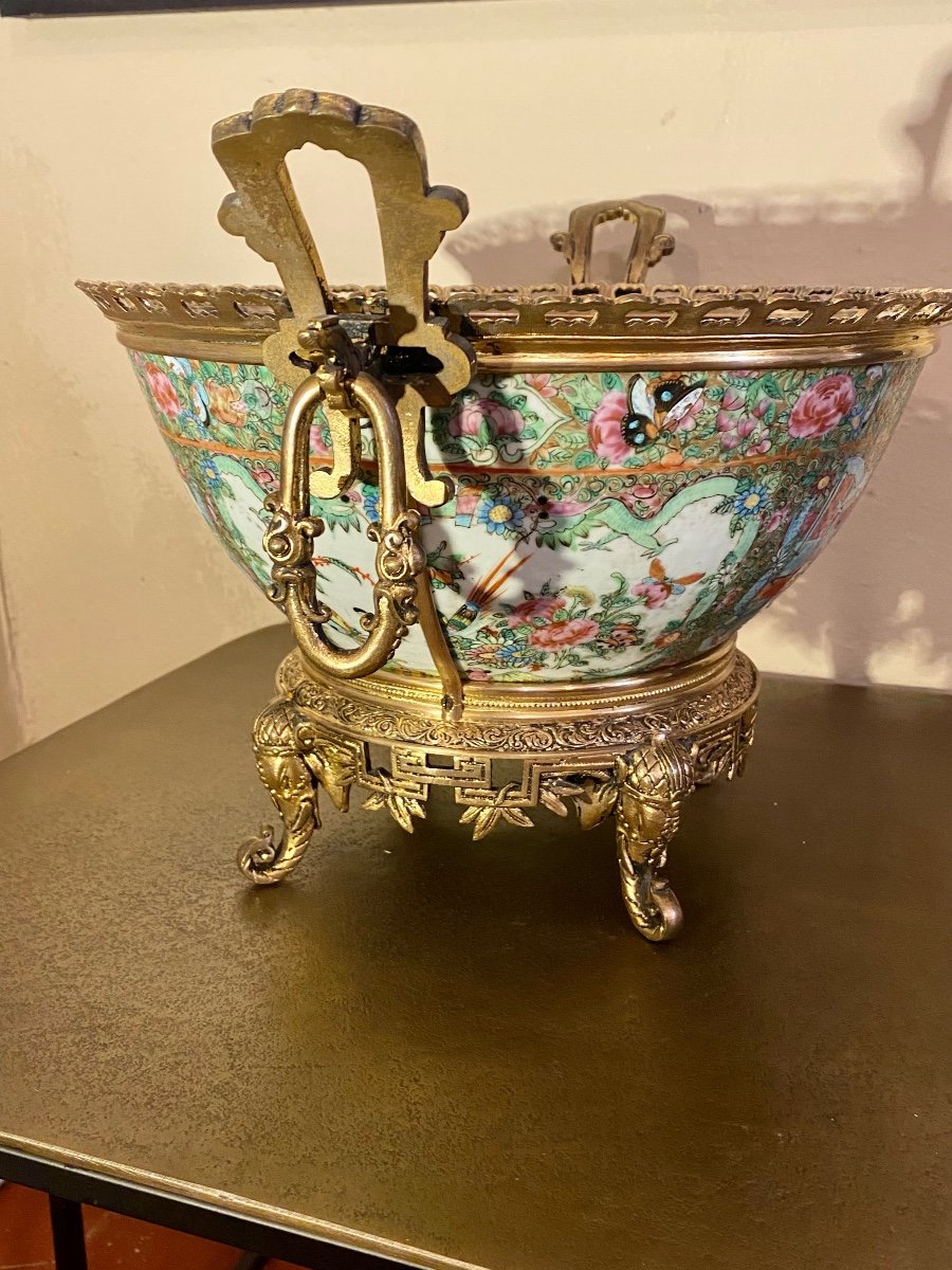 Coupe En Porcelaine De Canton. Monture Bronze Doré. -photo-4