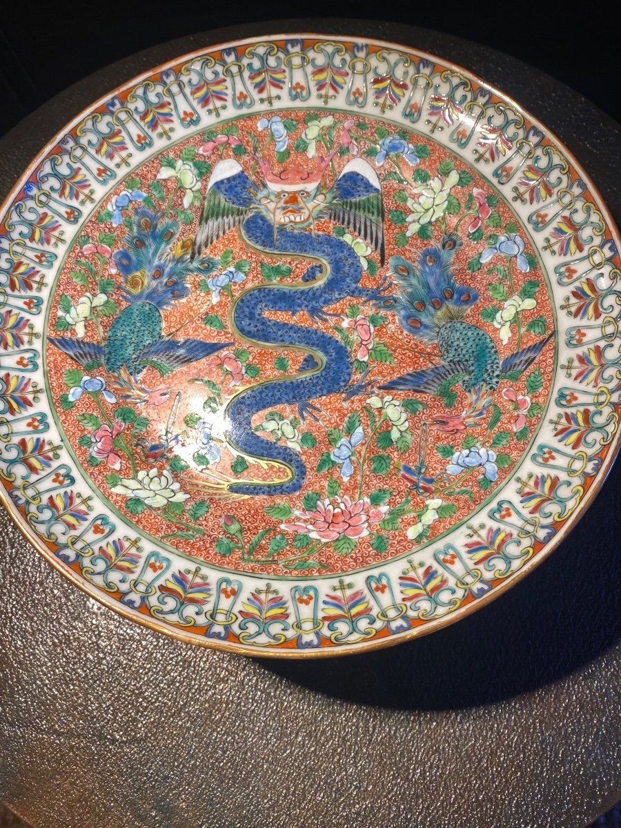 Cut On Foot In Canton Enamels