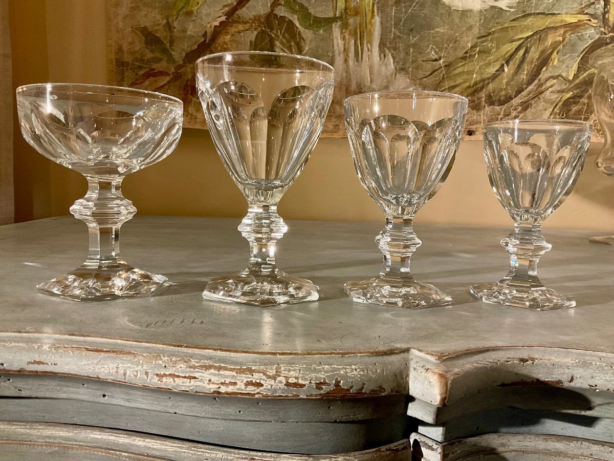 Harcourt Glass Service From Baccarat. 48 Pieces.-photo-3