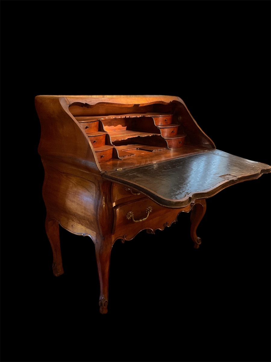 Bureau Dos D’âne Louis XV En Noyer. 18ème Siècle. -photo-7
