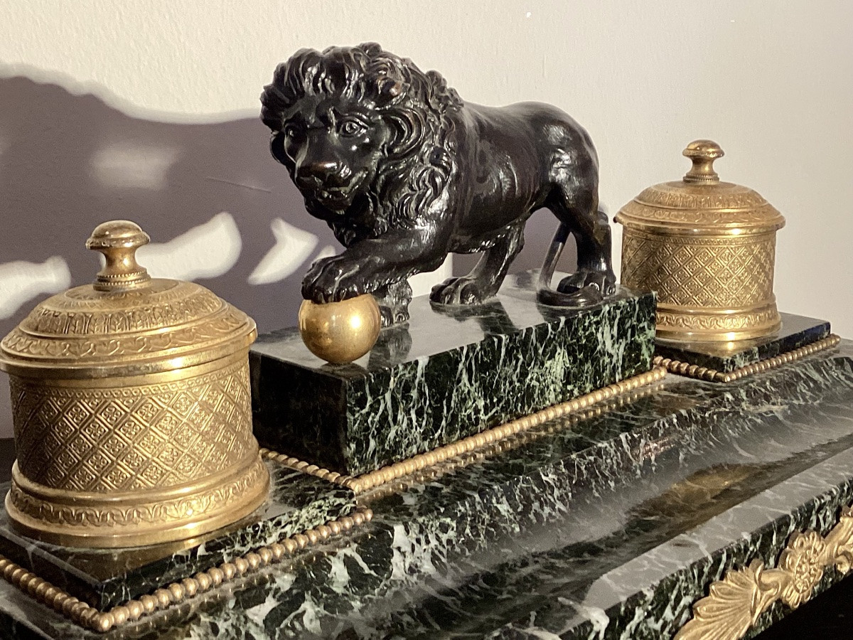 Encrier de style empire au Lion.-photo-2