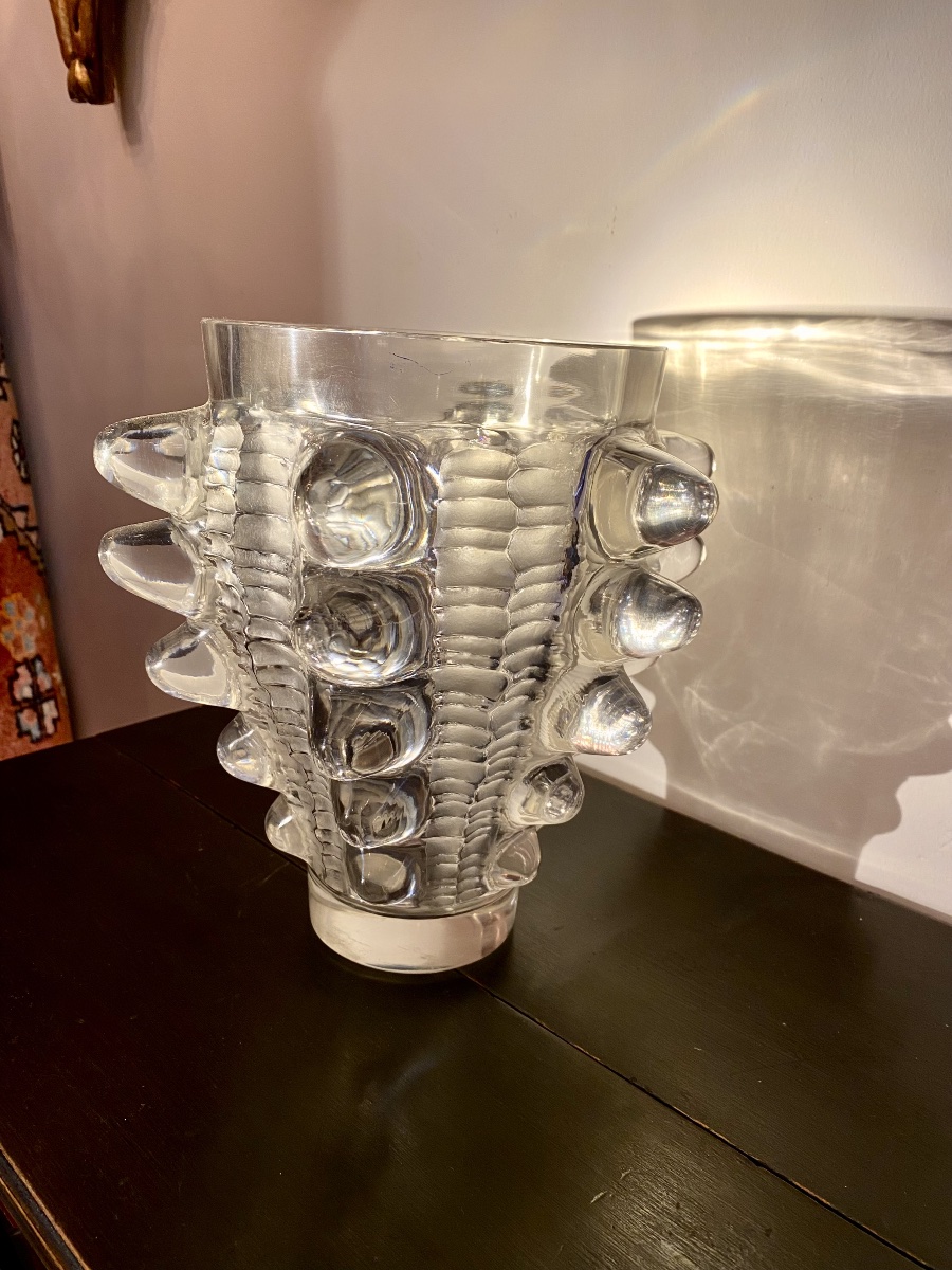Marc Lalique. Paimpol Vase In White Crystal. -photo-3