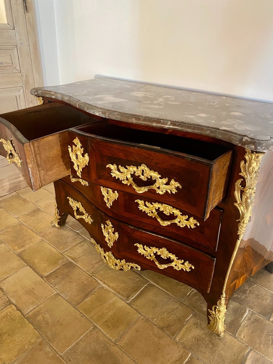 Petite Commode régence  marqueterie de palissandre. Début du 18ème siècle. -photo-4