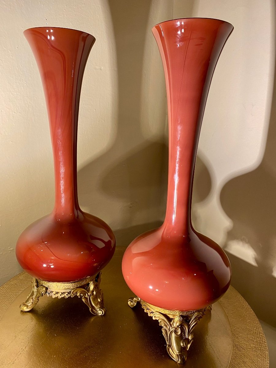 A Pair Of Porcelain Vases.-photo-3