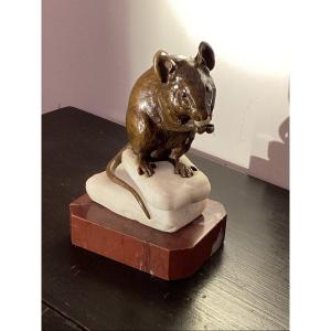 Charles Valton. The Mouse With The Sugar Cubes.