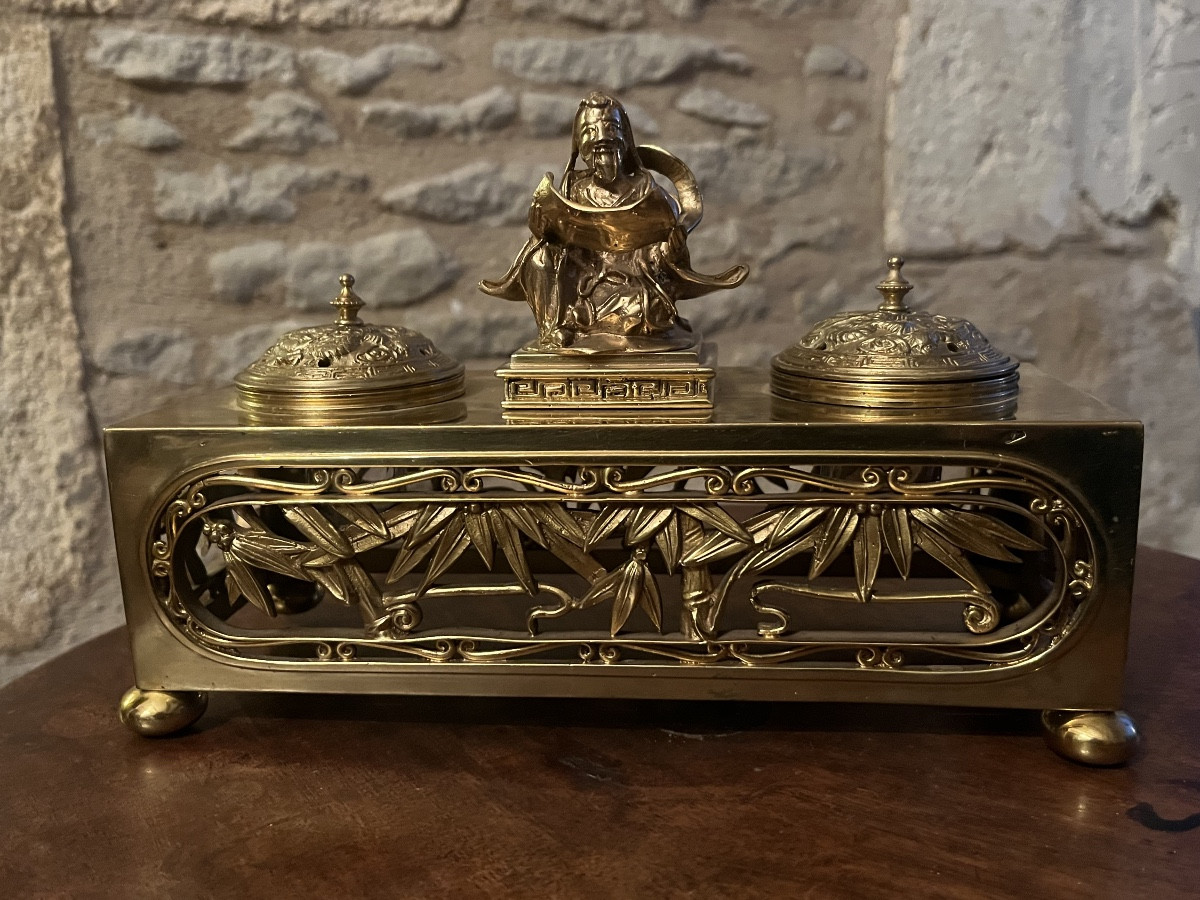 A.Giroux Paris. Encrier en bronze doré. Au chinois lettré dragons & Bambous  Bronze Doré . XIX°-photo-2