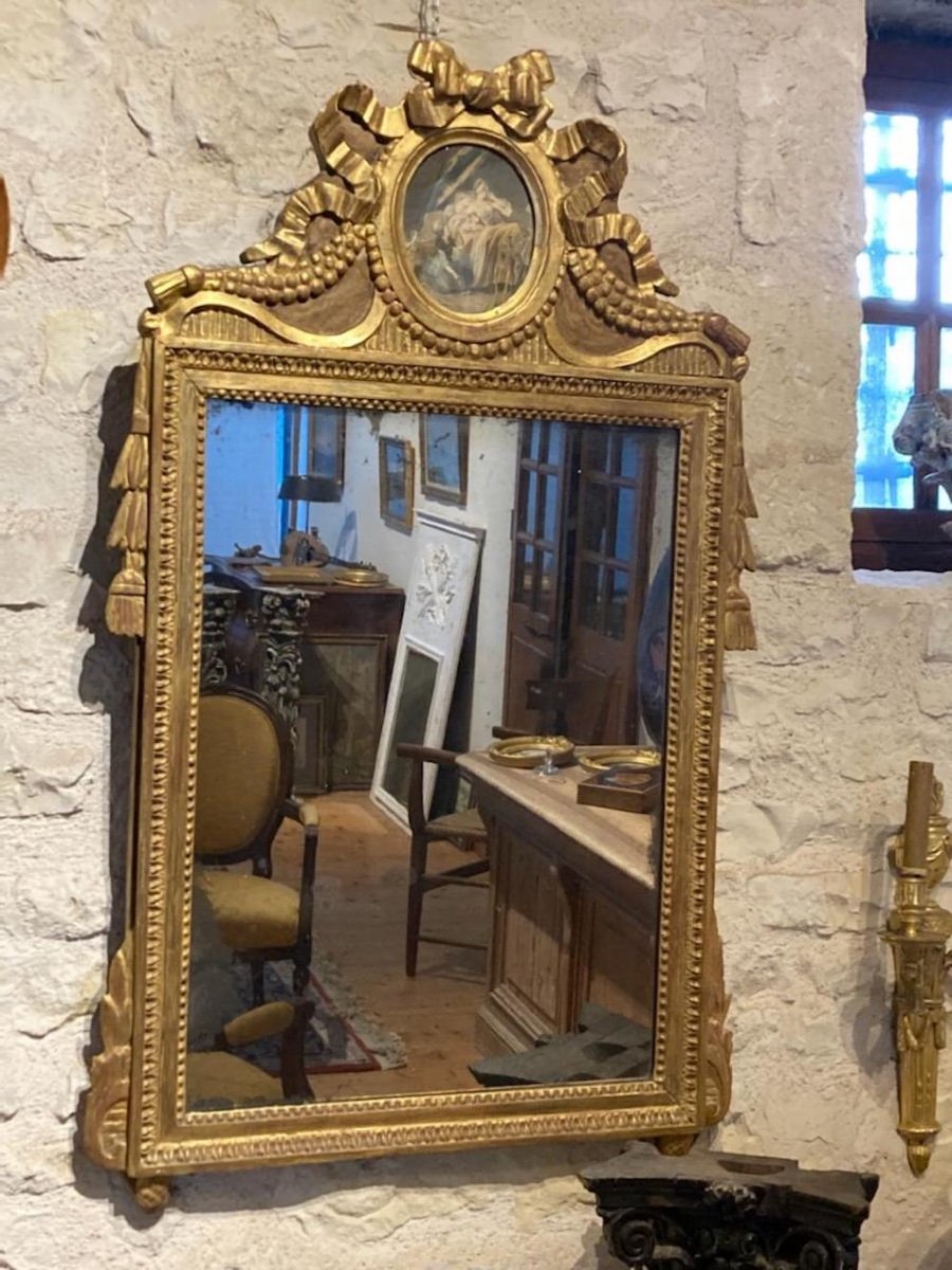 Miroir  De Style Louis XVI En Bois Doré Sculpté.  H 115 cm. -photo-3