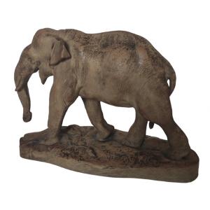 Ytiga Noumata. Manufacture Nationale De Sèvres. Elephant avec souris. Grès tendre. 1936. H25 cm