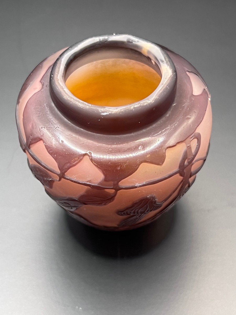 Petit Vase Gallé , Verre Multicouches Décor Floral-photo-3
