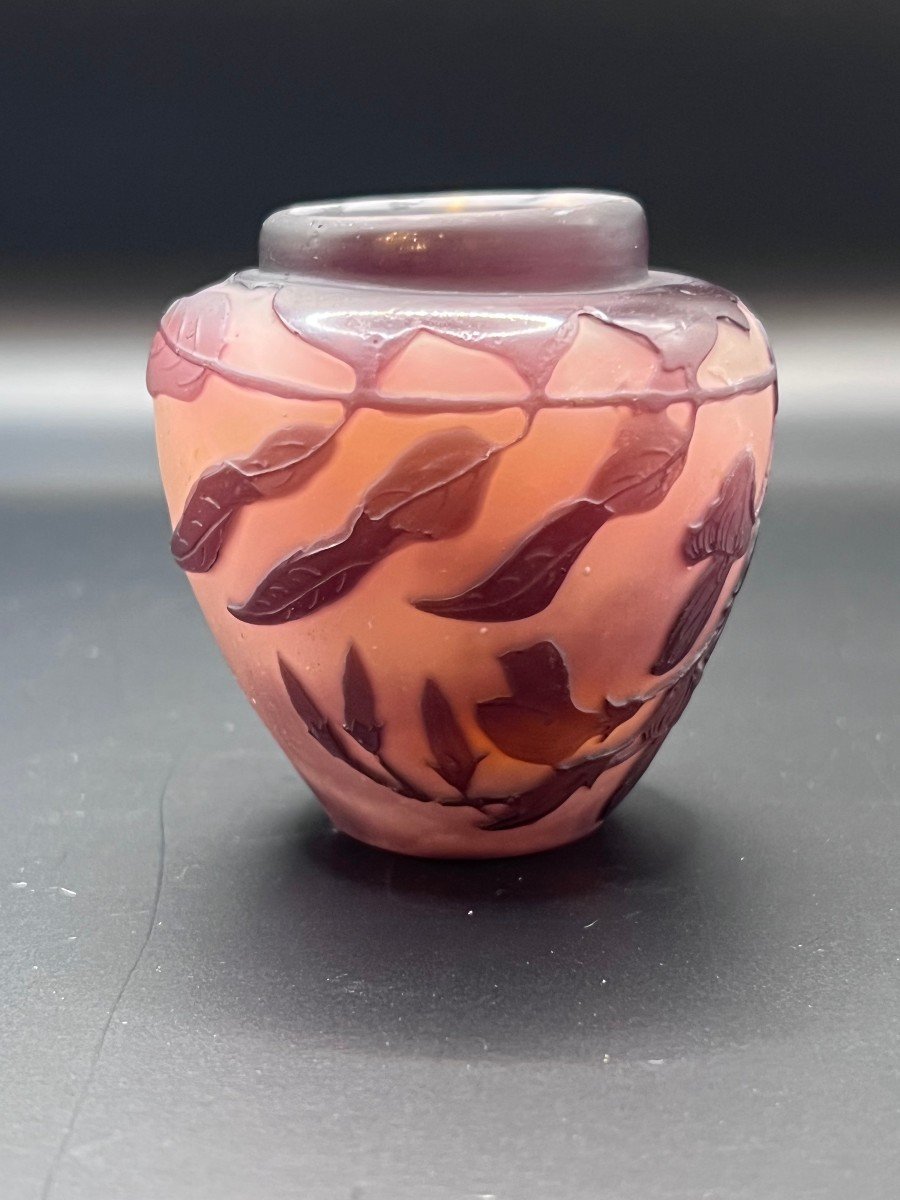 Petit Vase Gallé , Verre Multicouches Décor Floral-photo-6
