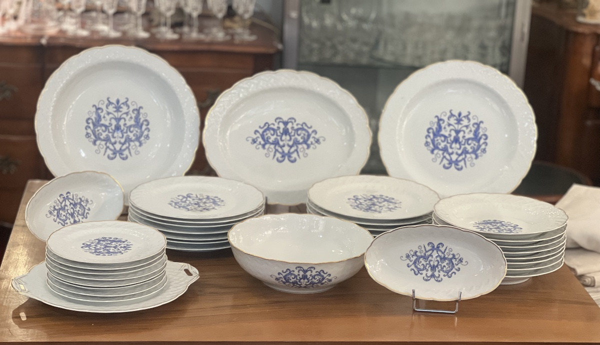 Table Service, Limoges, Bernardeau Model Louis XIII