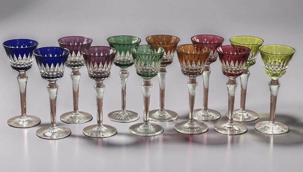 Beautiful Set Of 12 Colored Crystal Glasses, Piccadilly Pattern By Baccarat.