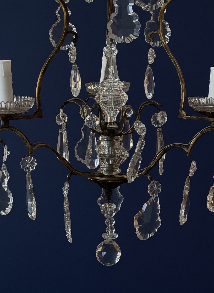 Ref. 135 / 3-light Crystal Drop Chandelier