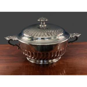 Beautiful And Large Silver-plated Metal Tureen.