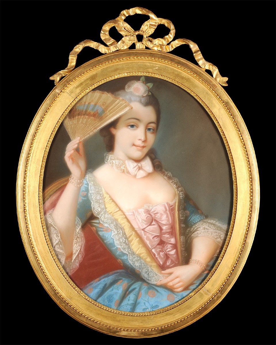 Portrait de jeune femme en tenue d’époque Louis XV - Ecole française XIXe 