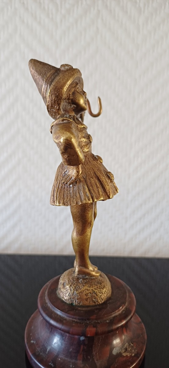 Small Bronze Watch Holder By Geo Maxim-photo-2
