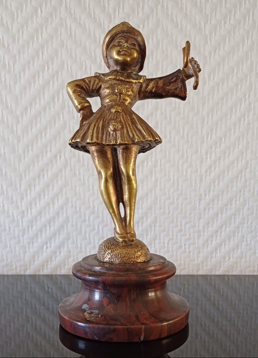Small Bronze Watch Holder By Geo Maxim