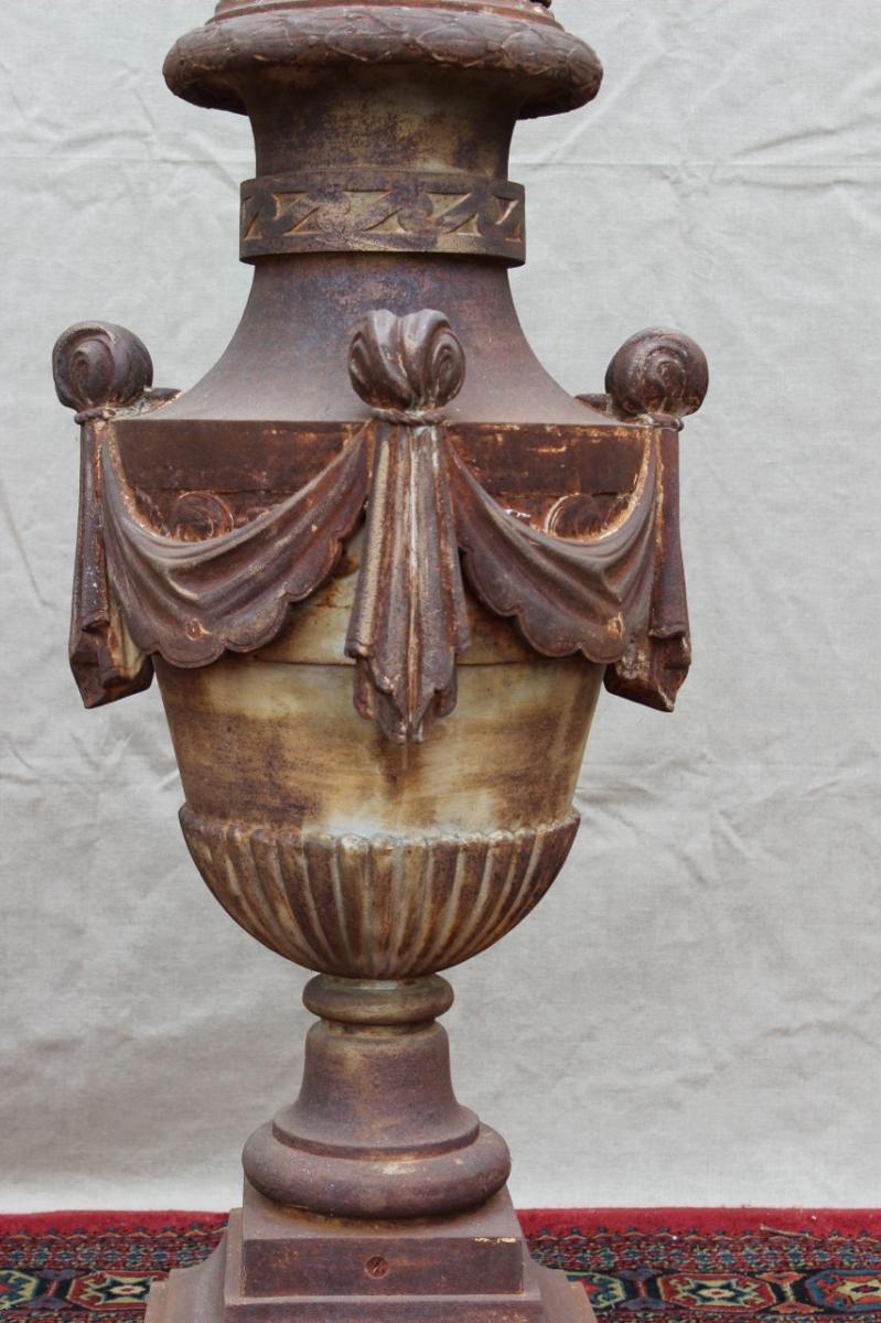 Pair Of Garden Vases Cast Iron, XIX.-photo-2