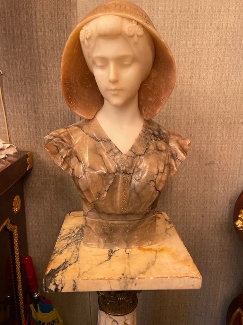 Buste De Jeune Fille En Albâtre - Fench Albaster Bust Sculpture