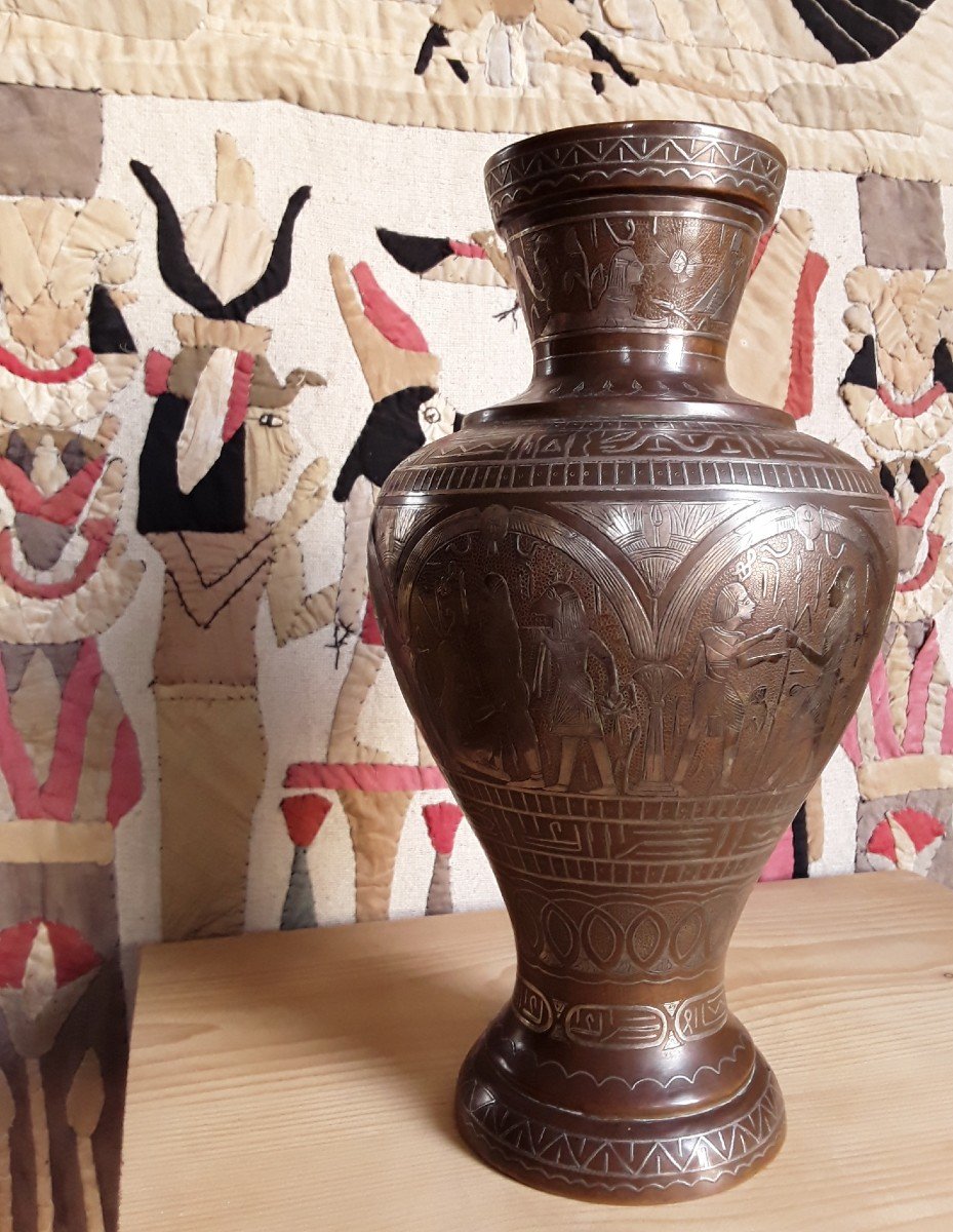 Vase With Pharaonic Decor.-photo-2
