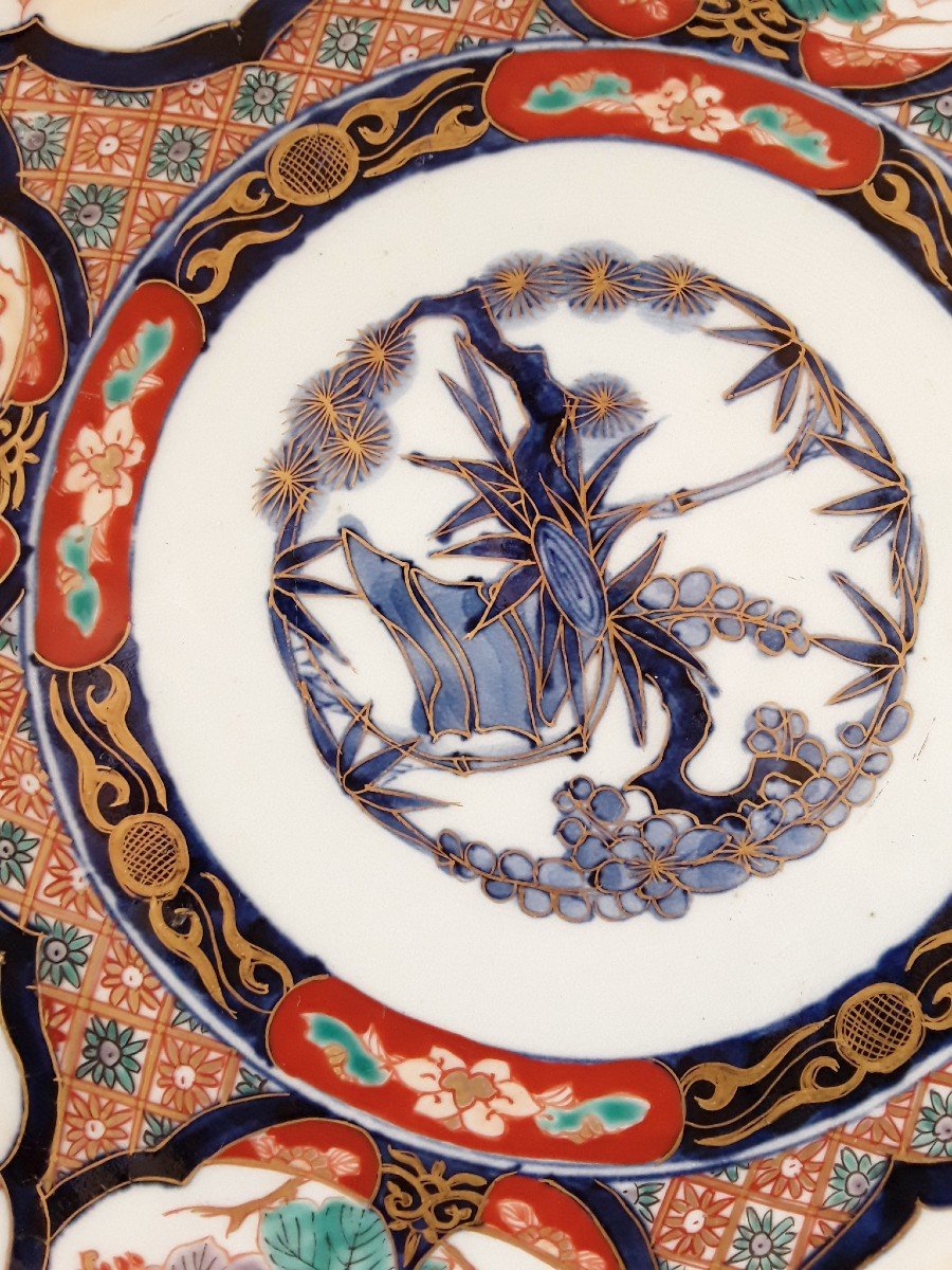 Grand Plat En Porcelaine d'Imari. -photo-2