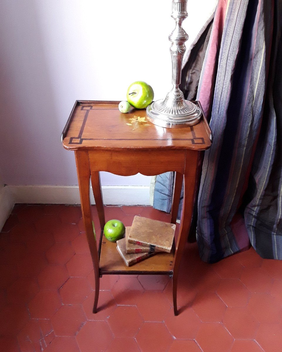 Small Louis XV Period Table.-photo-3