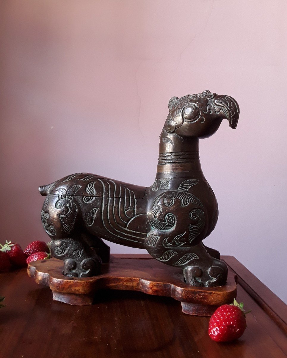 19th Century Chinese Sculpture. “gryphon.”-photo-1